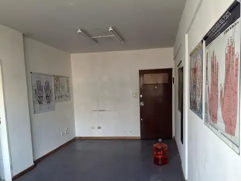 Oficina en venta Balvanera oportunidad!