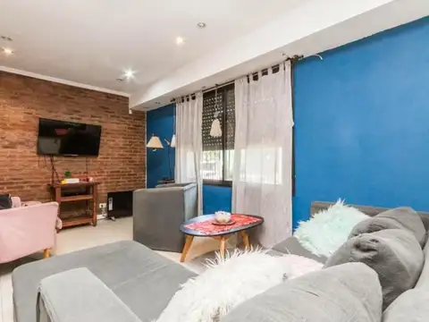 Casa 5 ambientes con 2 baños