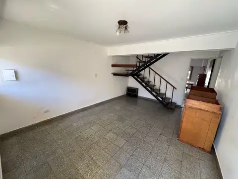 Monseñor de Andrea 1056