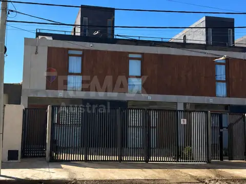 DUPLEX EN RADA TILLY