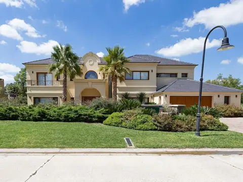 Casa en Venta de 5 dormitorios