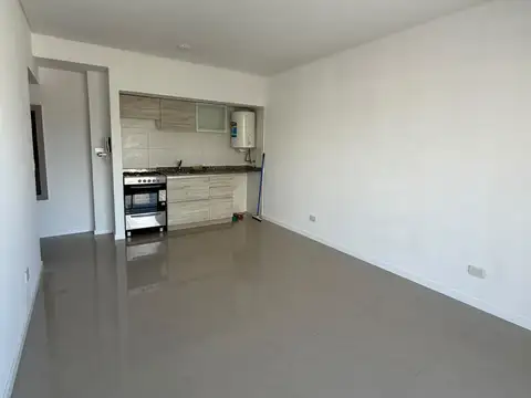 Tafi 100, Piso 3