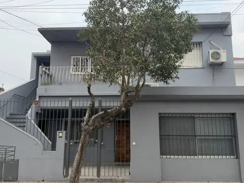 Departamento PH  en Alquiler en Olivos, Vicente López, G.B.A. Zona Norte