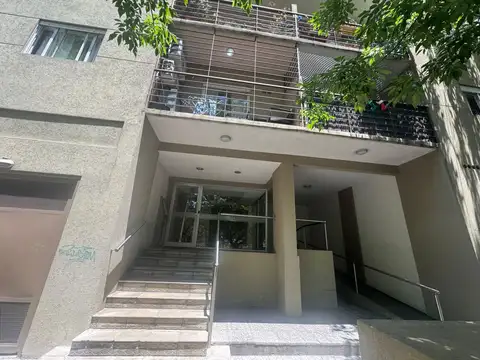 Paunero 1800, Piso 8