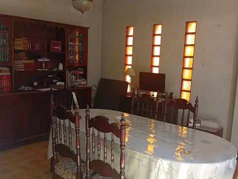 CASA EN VENTA MACROCENTRO