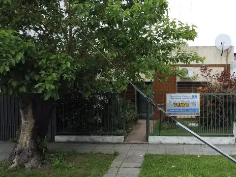 Miguel Cané  al 1900