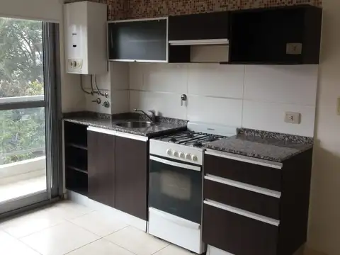 San Juan 2700, Piso 03