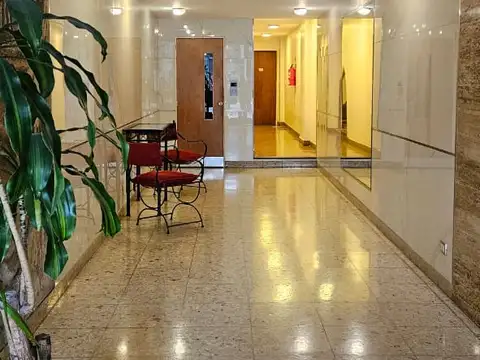 VENTA 3 AMB CABALLITO MUY BUEN ESTADO CON PATIO