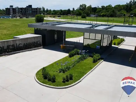 Avenida Félix Aguilar 2300