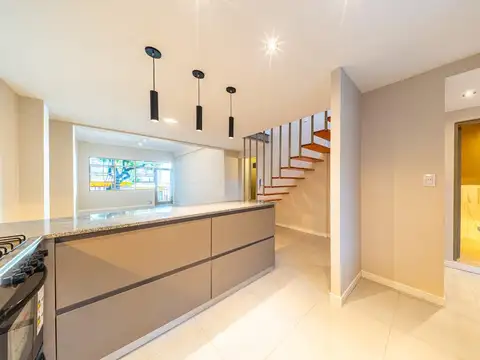 Casa tipo duplex de 3 dormitorios con terrazas, a estrenar