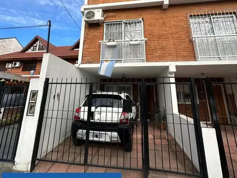 VENTA DUPLEX EN CARAPACHAY