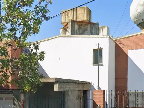 Se Alquila casa a pasos del hospital Sayago