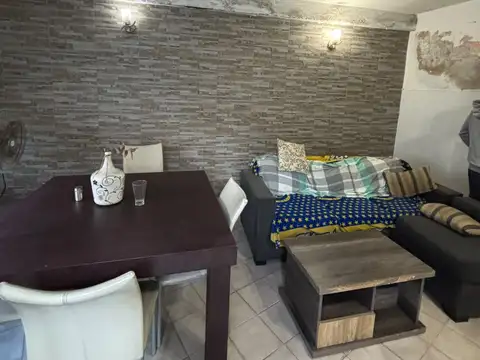 Depto Tipo Casa en Venta de 3 ambientes