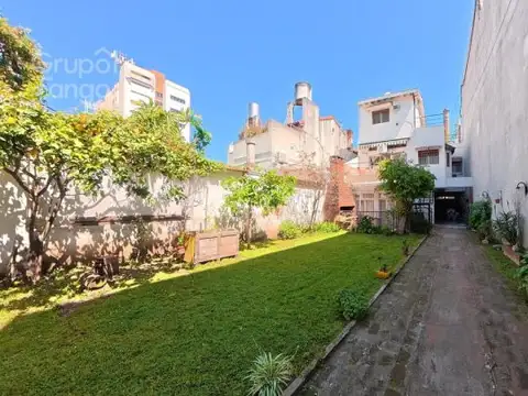 Venta Casa Saavedra Ocho Ambientes Jardín Patio Parque Cocheras Parrilla Balcon Terraza Atelier