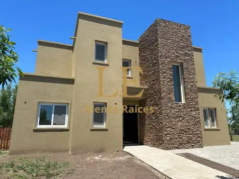 Casa en Alquiler en El Naudir, USD 1.500