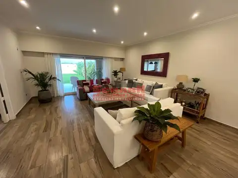 Casa - Venta - Argentina, Concordia - DAMIAN P GARAT 1511