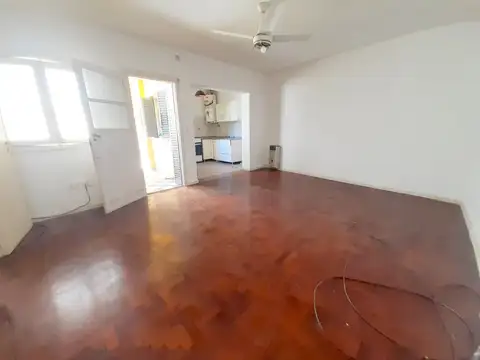 Depto Tipo Casa 2 ambientes con 1 baño