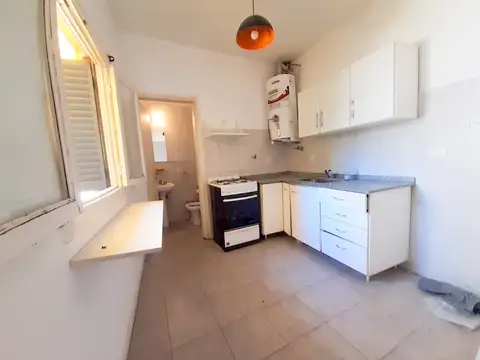 Depto Tipo Casa en Venta 60 años