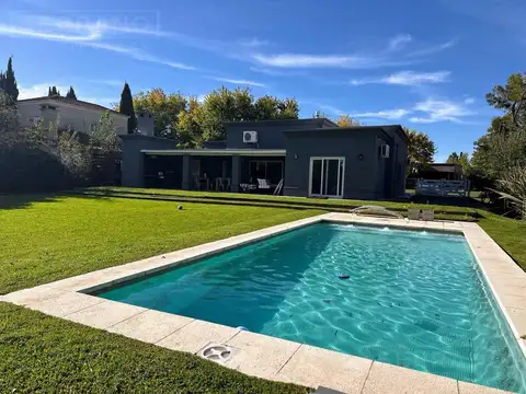 Casa en venta de 3 dormitorios en una planta Estancias del Pilar.
