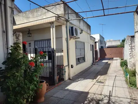 VENTA  PH 3 AMBIENTES  CON PATIO Y TERRAZA