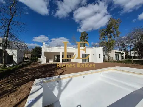 Casa en Venta de 4 dormitorios