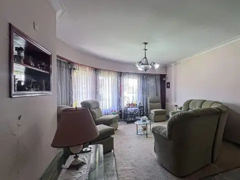 Casa en Venta en Villa Primera, USD 236.000