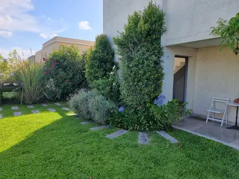 Casa en Venta en Pilar Del Este, USD 195.000