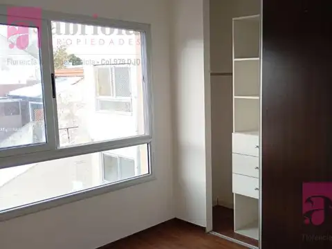 Departamento en Alquiler en Bernal Oeste, $ 650.000
