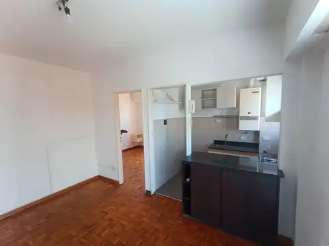 Departamento en Alquiler en Parque Rivadavia, $ 580.000