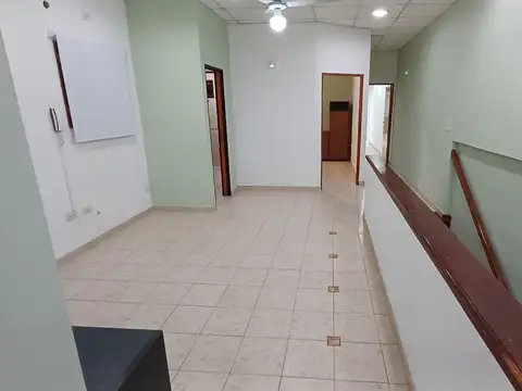 OFICINAS EN ALQUILER - EXCELENTE UBICACIÓN

 Zona Centro | Planta Alta