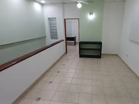 Oficina en Alquiler en Presidencia Roque Saenz Peña, $ 850.000