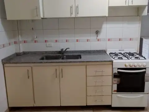 Departamento en Alquiler en Villa Devoto, $ 630.000