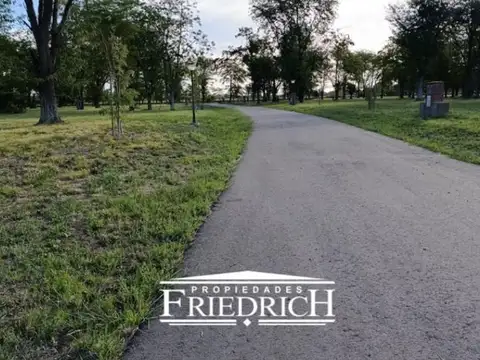 Terreno en Venta de 1055,0 m2
