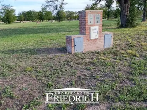 Terreno en Venta en Prados del Oeste, USD 50.000