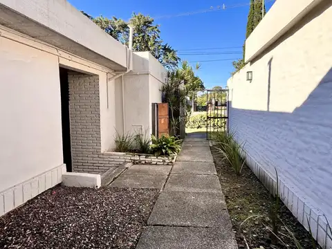 Casa en Alquiler en Yerba Buena, $ 1.400.000