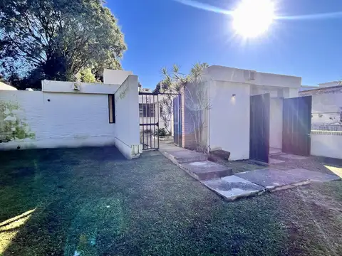Casa en Avenida Aconquija al 3000, Yerba Buena