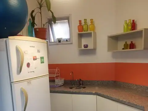 Aguado 1400, Piso 1