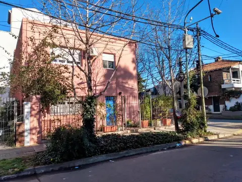 Aguado 1400, Piso 1