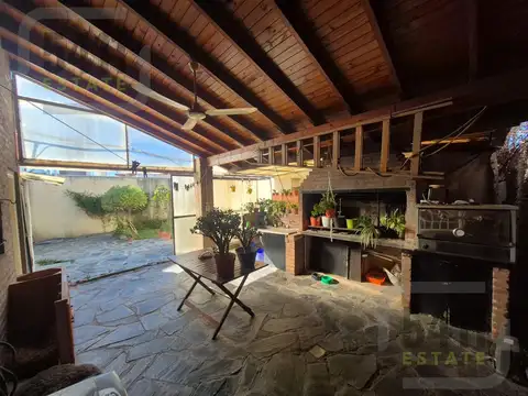 Casa en Venta en Alberdi, USD 65.000