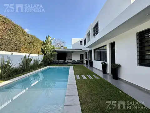 Espectacular casa en esquina Martinez San Isidro