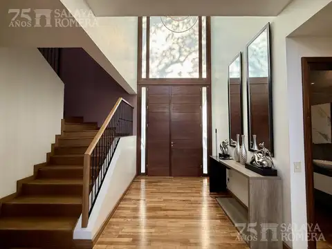 Casa 6 ambientes con 6 baños