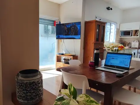 APTA CREDITO - Casa 3 amb, con patio, terraza y garaje.