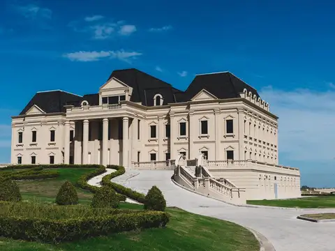 Terreno en Venta 35  mts Fondo