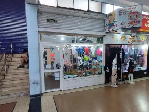 Venta de Local en Lanús Este
