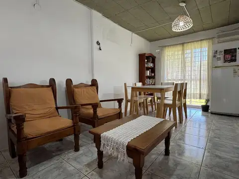 Depto Tipo Casa en Venta de 3 ambientes
