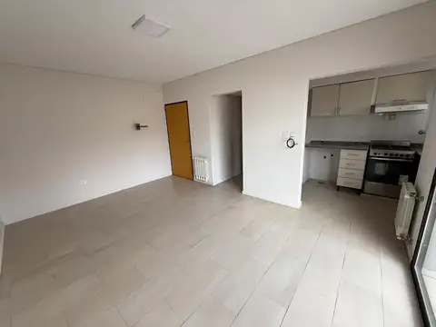 San Martín 400, Piso 1°