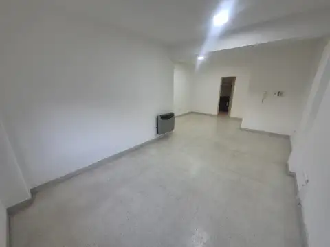 Departamento en Alquiler en Área Centro Este, $ 1.600.000