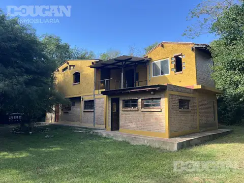 Casa 8 ambientes con 1 baño