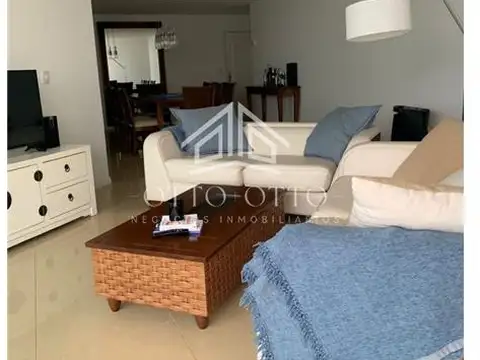 Departamento en Alquiler de 3 dormitorios