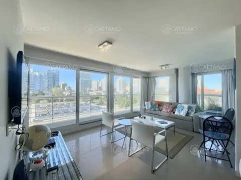 Departamento en Alquiler Temporal en Playa Mansa, USD 10.000